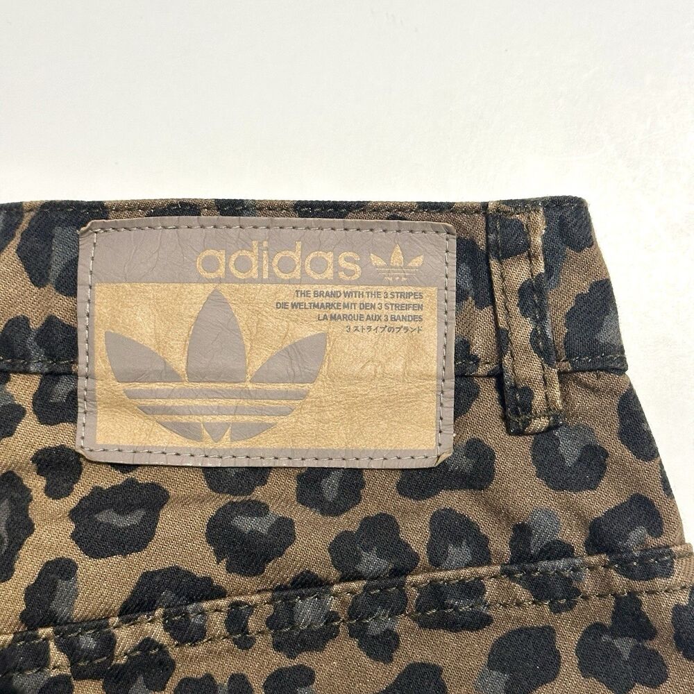 Adidas Originals 3 Stripes Leopard Denim/Bronze Bermuda Shorts KA2676, Womens 24 - Picture 9 of 14